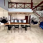Mansao Luxuosa 6 Suites